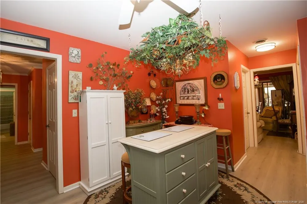 642 Redwood Drive Southern Pines, NC 28387