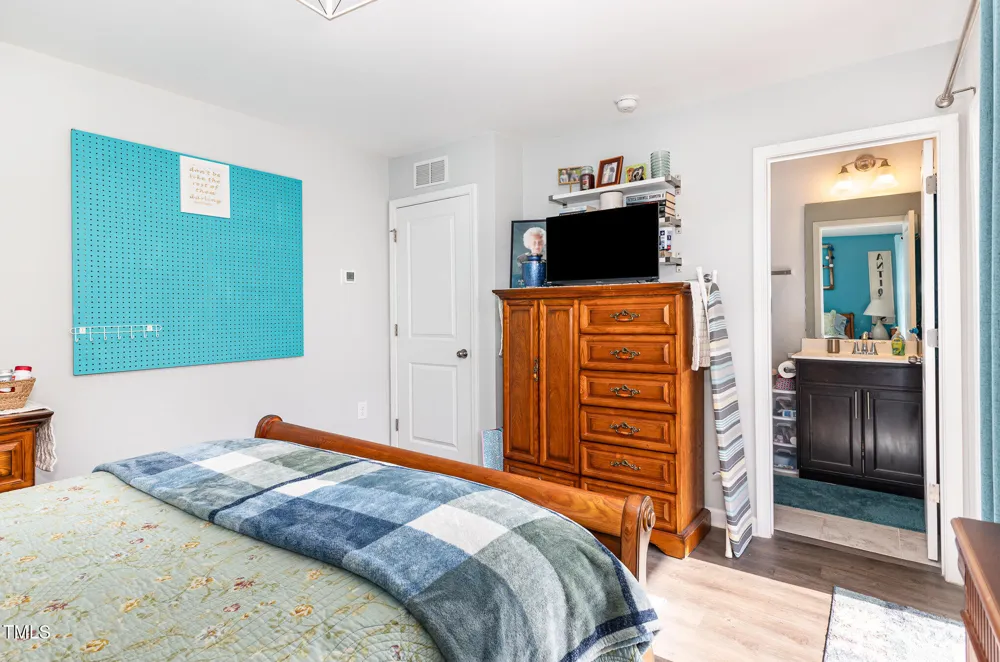 217 Jones Hill Road Holly Springs, NC 27540