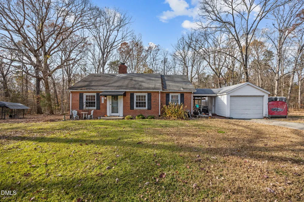 1646 Sandy Cross Road