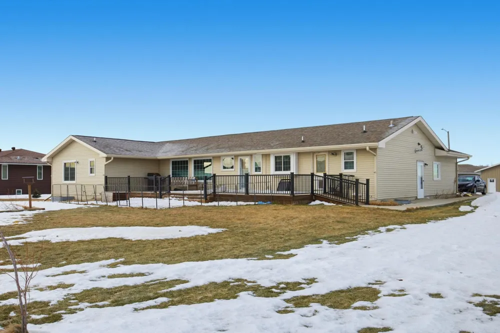 213 5th Street NW Gwinner, ND 58040