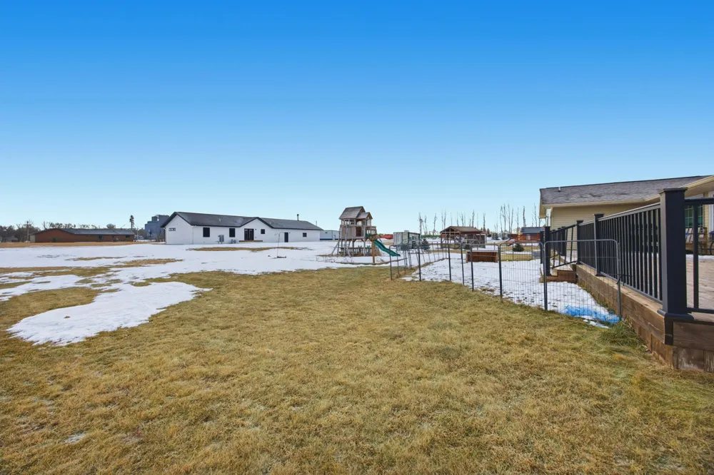 213 5th Street NW Gwinner, ND 58040