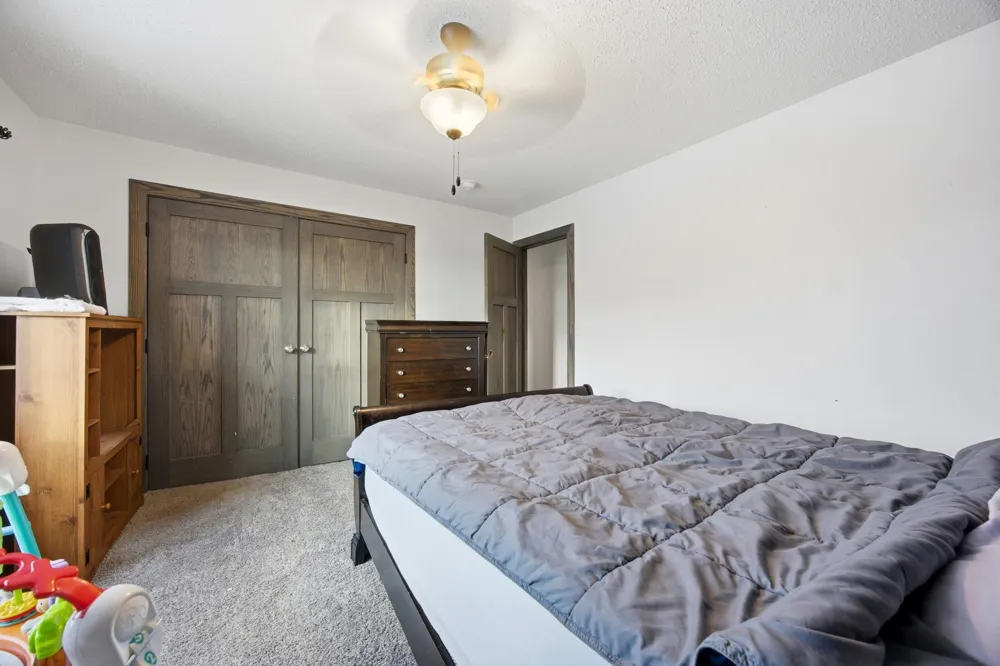 213 5th Street NW Gwinner, ND 58040