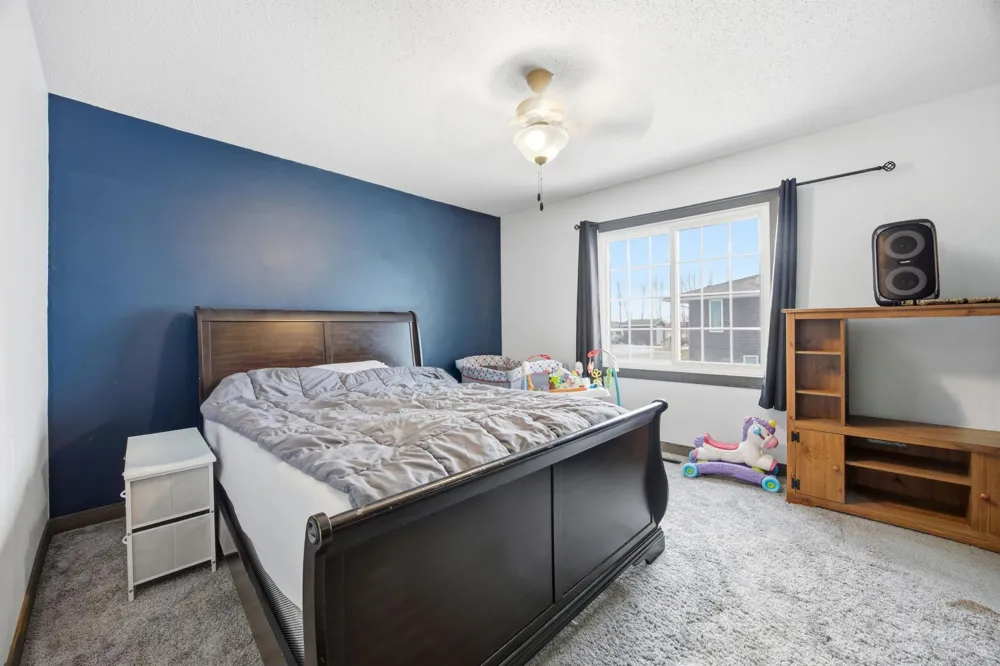 213 5th Street NW Gwinner, ND 58040