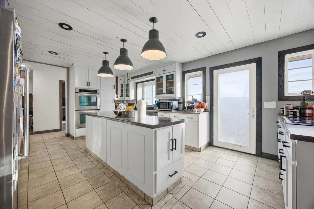 213 5th Street NW Gwinner, ND 58040