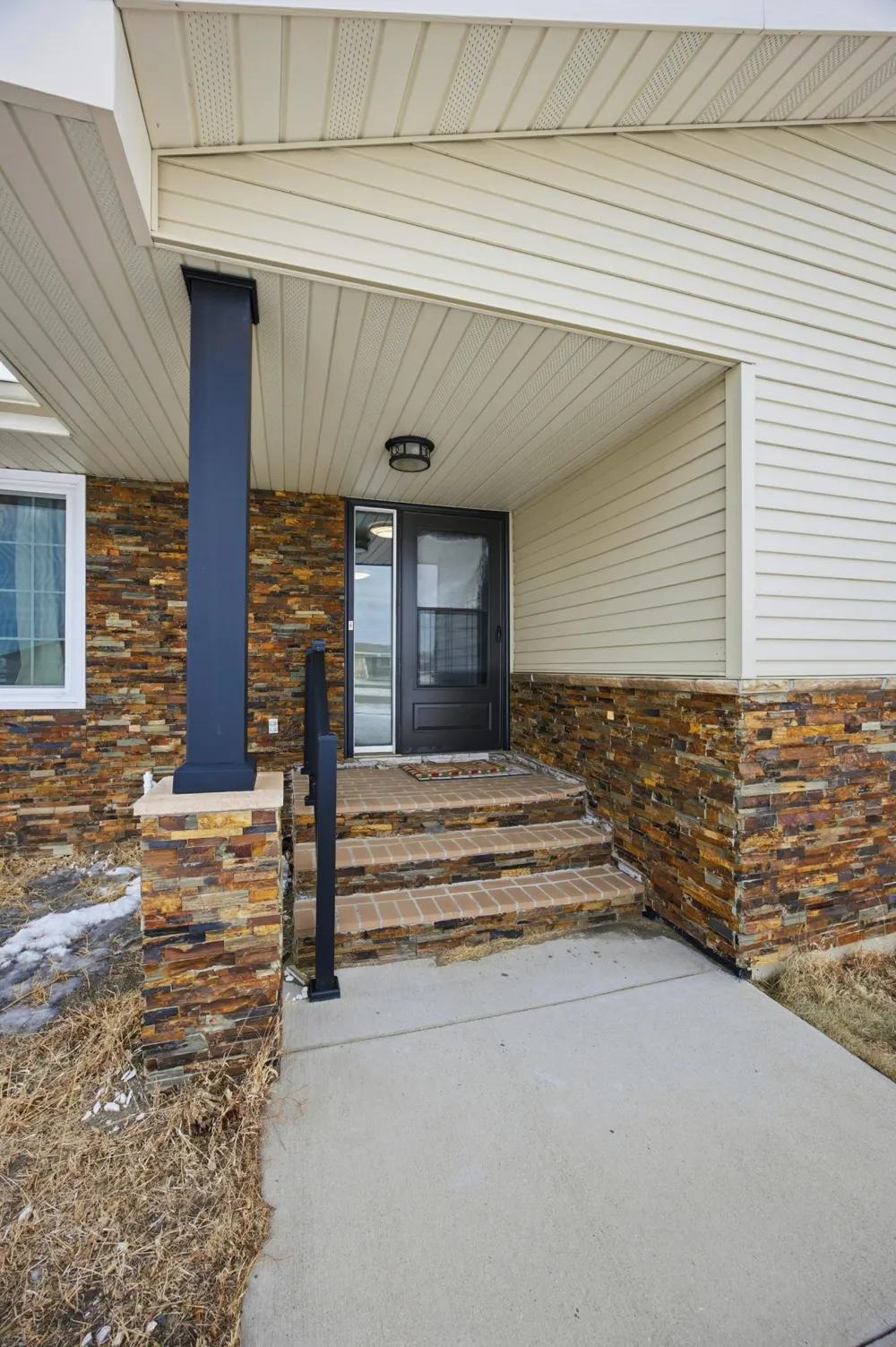 213 5th Street NW Gwinner, ND 58040