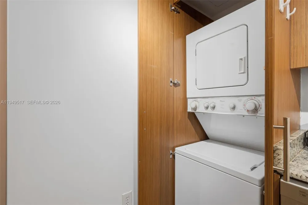 10275 Collins Ave #718 Bal Harbour, FL 33154