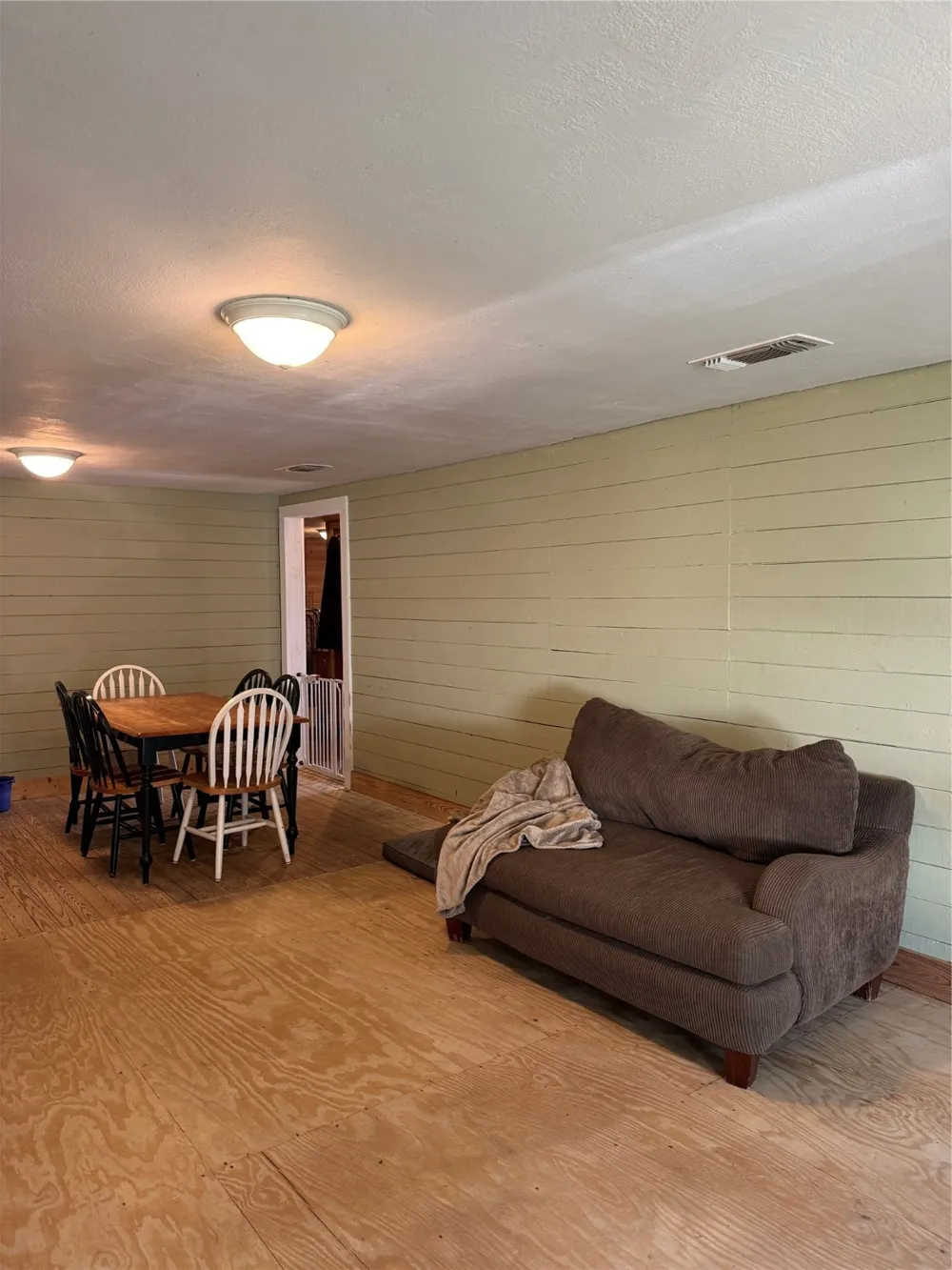 346 County Road 3520 Hawkins, TX 75765