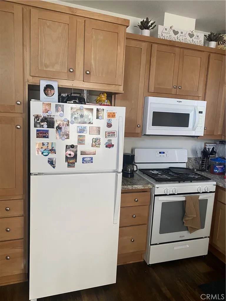 2350 250th #30 Lomita, CA 90717