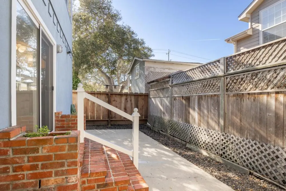 514 6th Street Pacific Grove, CA 93950