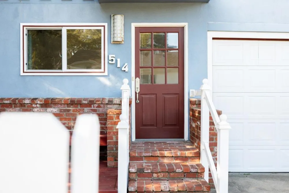 514 6th Street Pacific Grove, CA 93950