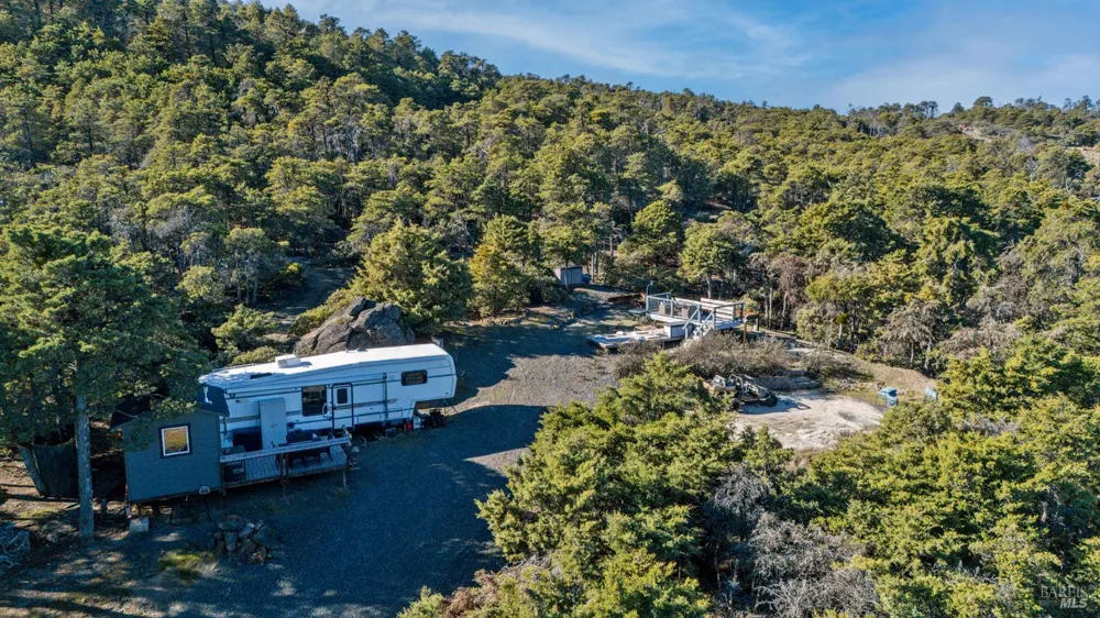 6775 County Road 110 Hopland, CA 95449