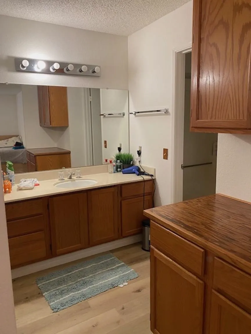 65 Glenwood Hercules, CA 94547