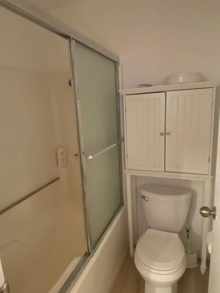 65 Glenwood Hercules, CA 94547