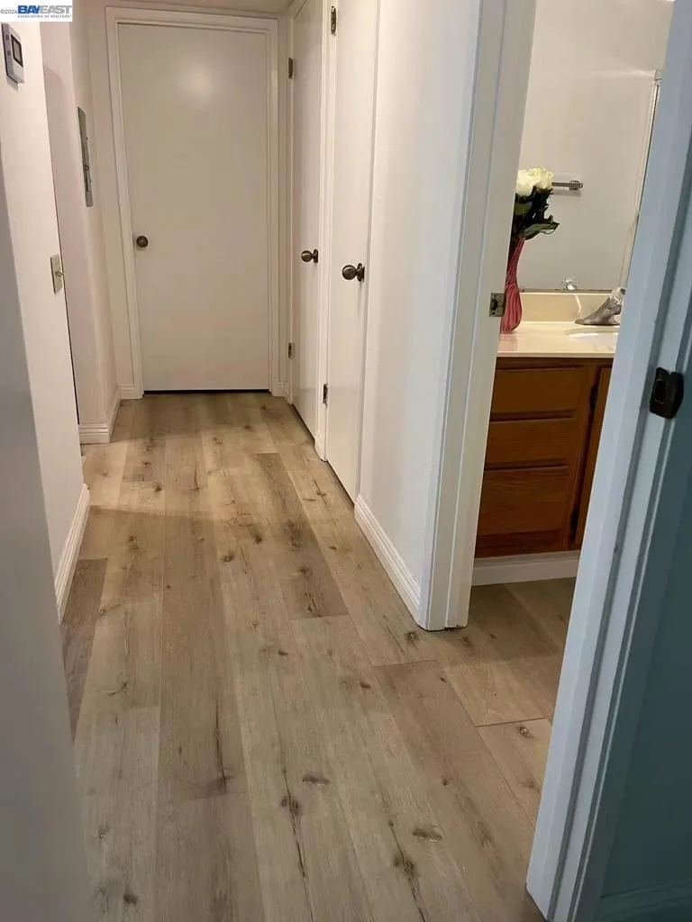 65 Glenwood Hercules, CA 94547
