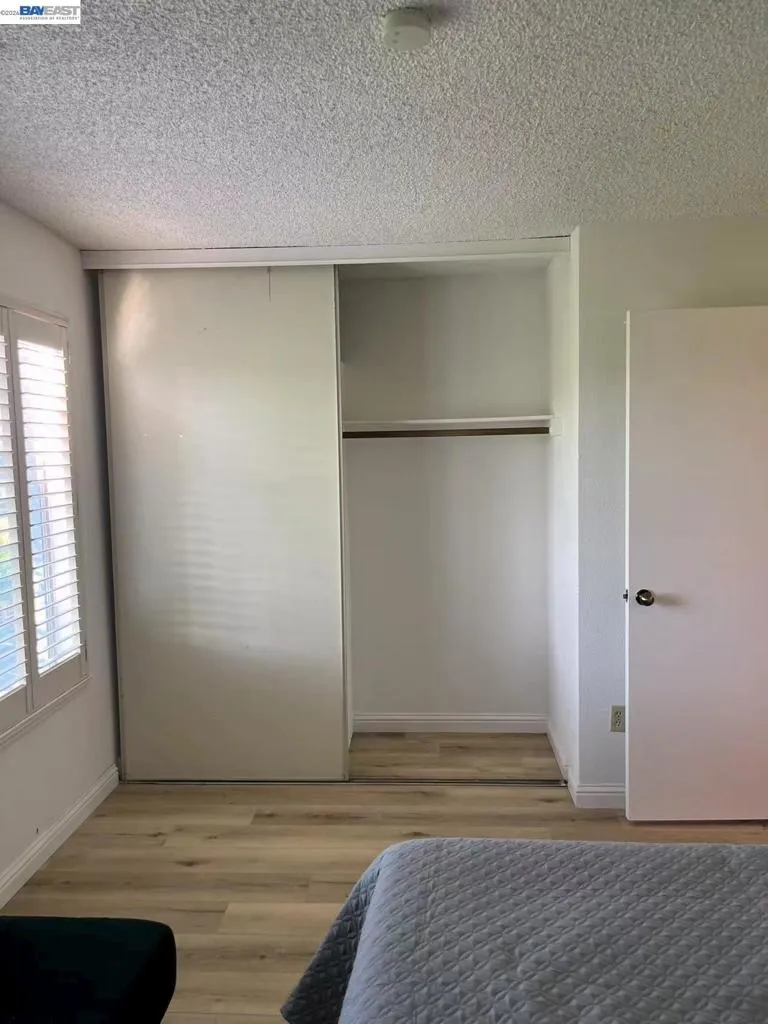 65 Glenwood Hercules, CA 94547