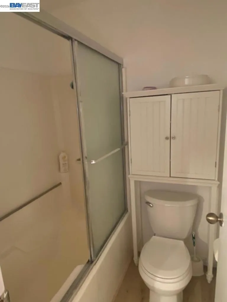 65 Glenwood Hercules, CA 94547