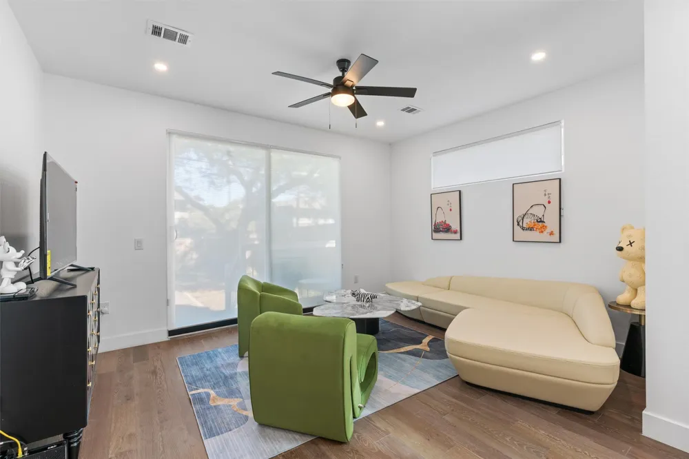 1208 W Oltorf Street #B Austin, TX 78704
