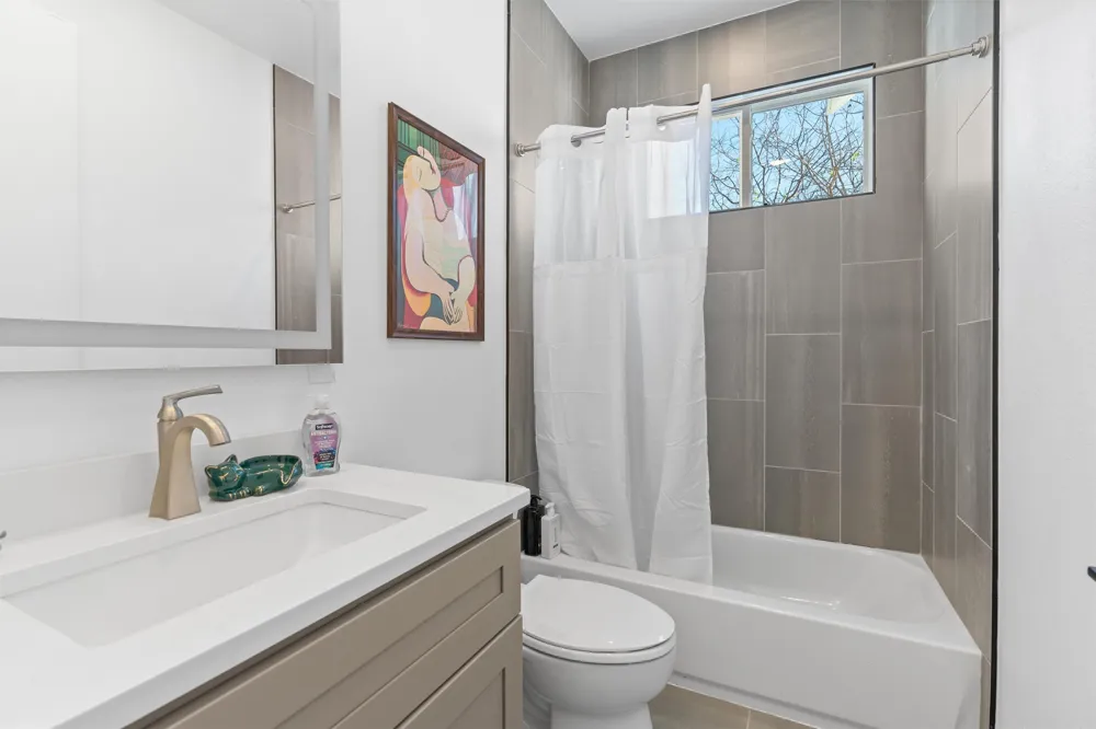 1208 W Oltorf Street #B Austin, TX 78704