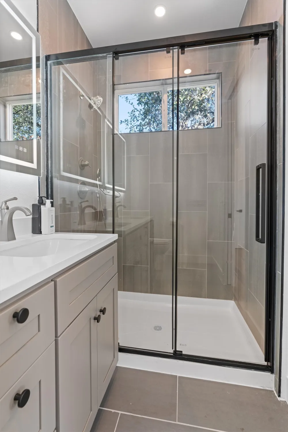1208 W Oltorf Street #B Austin, TX 78704