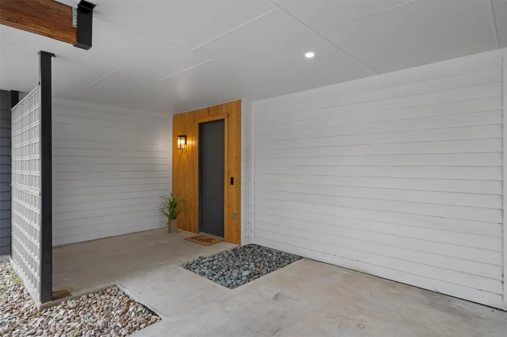 1208 W Oltorf Street #B Austin, TX 78704