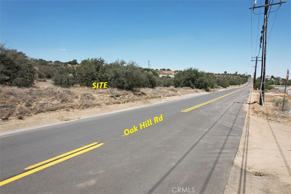 5 Oak Hills Rd Oak Hills, CA 92344