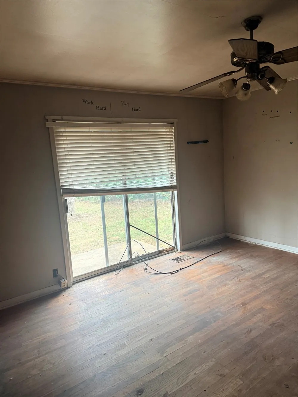 613 Sheridan Jacksonville, TX 75766