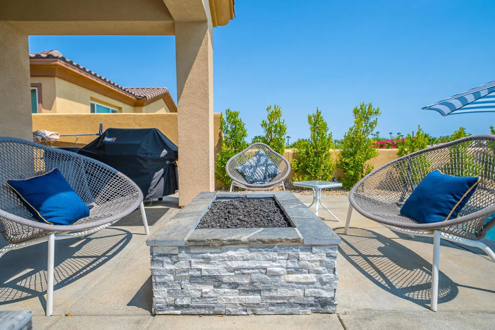 67385 Zuni Court Cathedral City, CA 92234