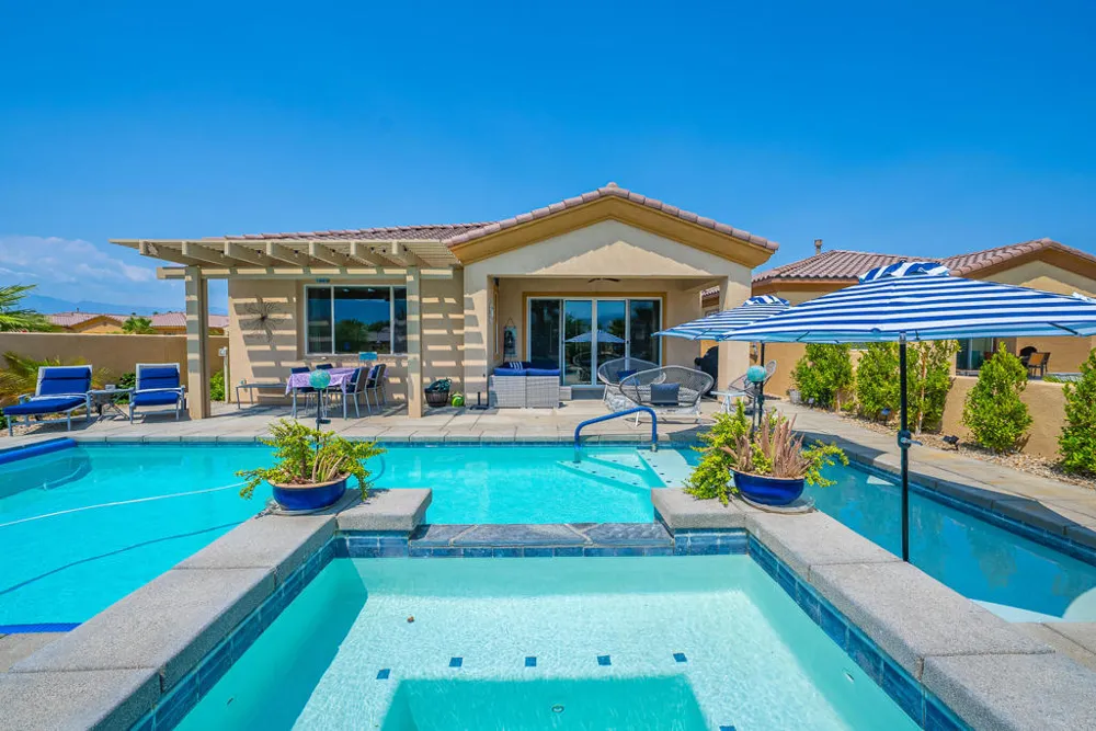 67385 Zuni Court Cathedral City, CA 92234