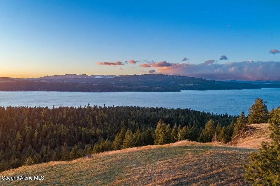 L4 B1 Hawk Road Harrison, ID 83833