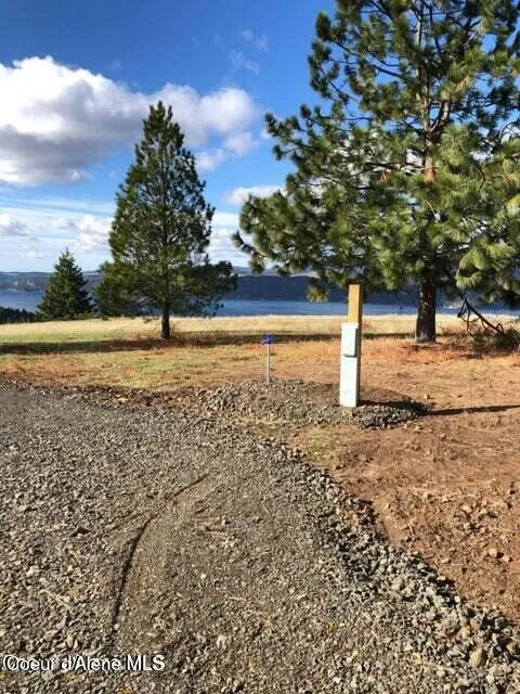 L4 B1 Hawk Road Harrison, ID 83833