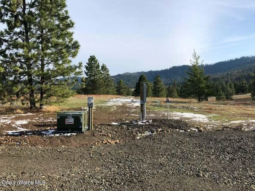 L4 B1 Hawk Road Harrison, ID 83833