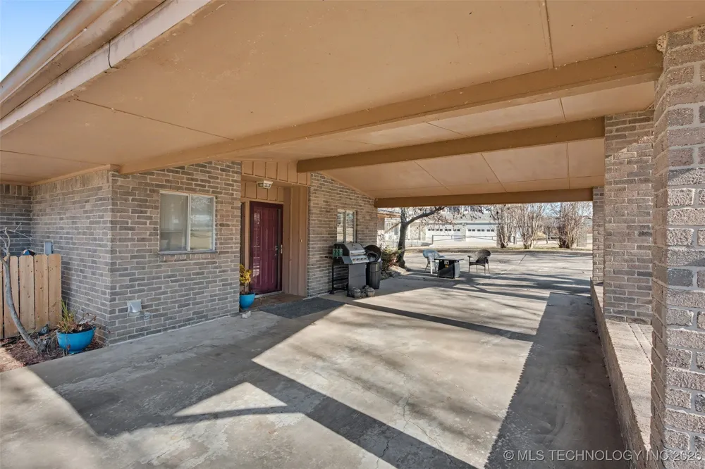 59396 E 288 COURT Grove, OK 74344