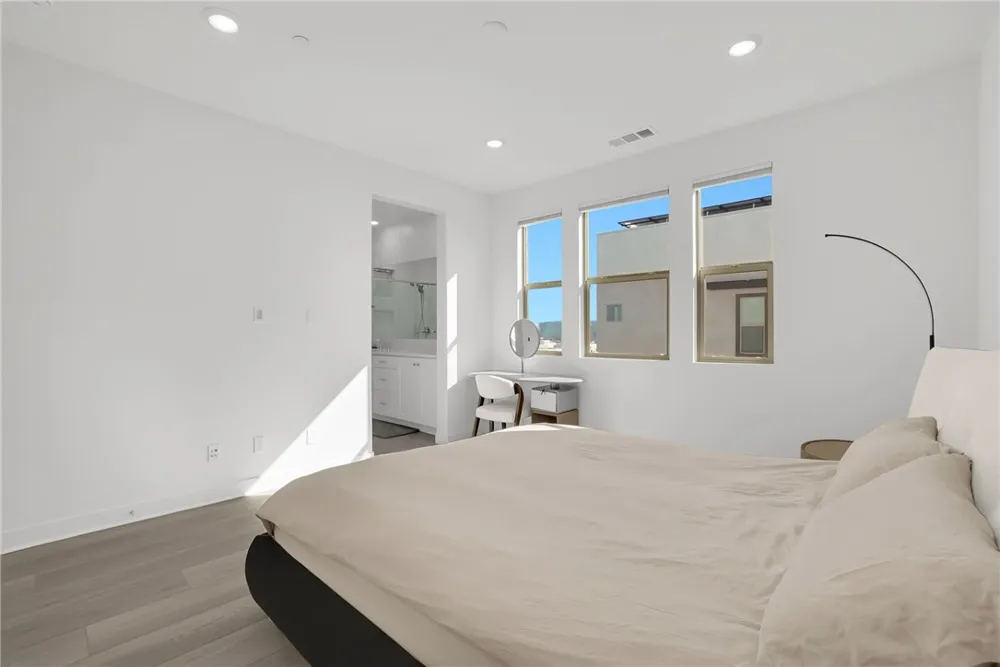 1958 Hollyleaf Terrace Montebello, CA 90640