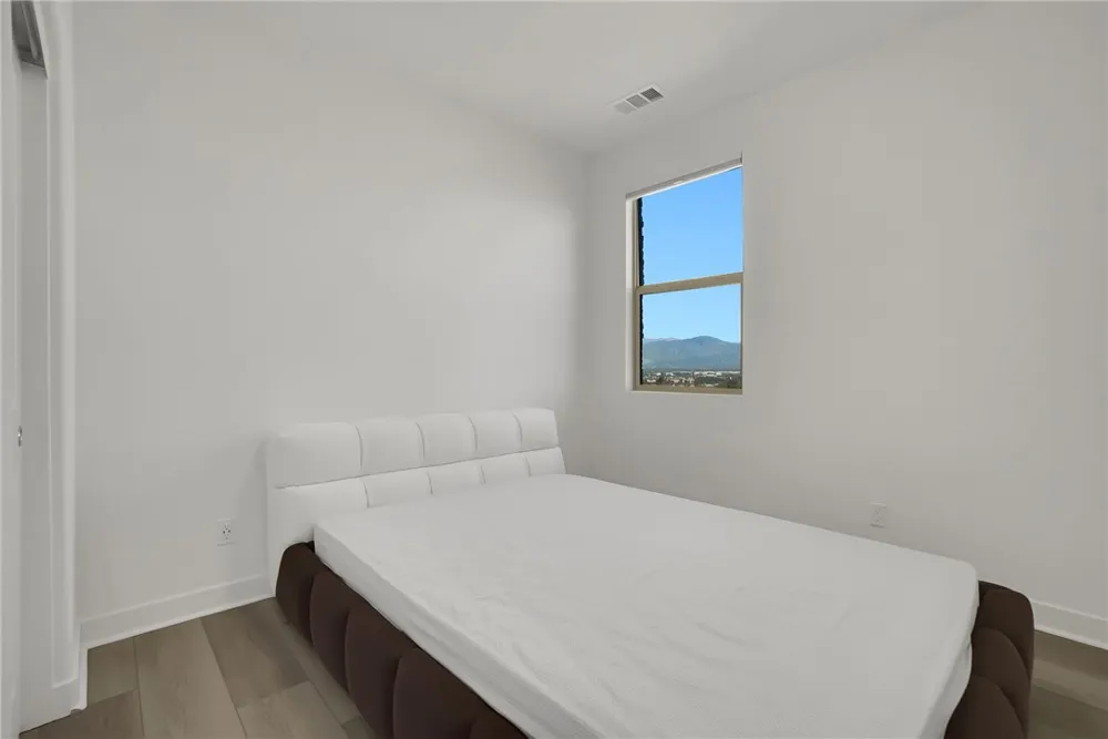 1958 Hollyleaf Terrace Montebello, CA 90640