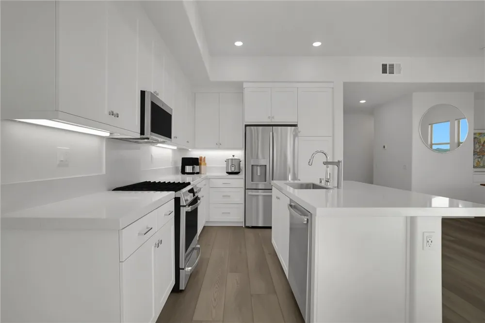 1958 Hollyleaf Terrace Montebello, CA 90640