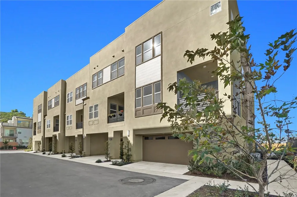 1958 Hollyleaf Terrace Montebello, CA 90640