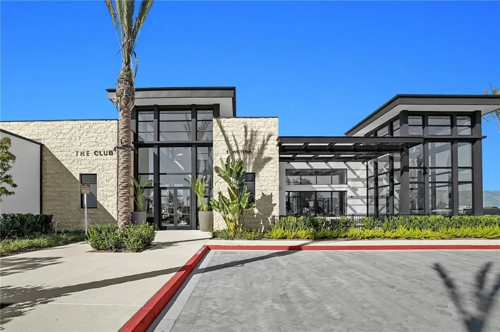 1958 Hollyleaf Terrace Montebello, CA 90640