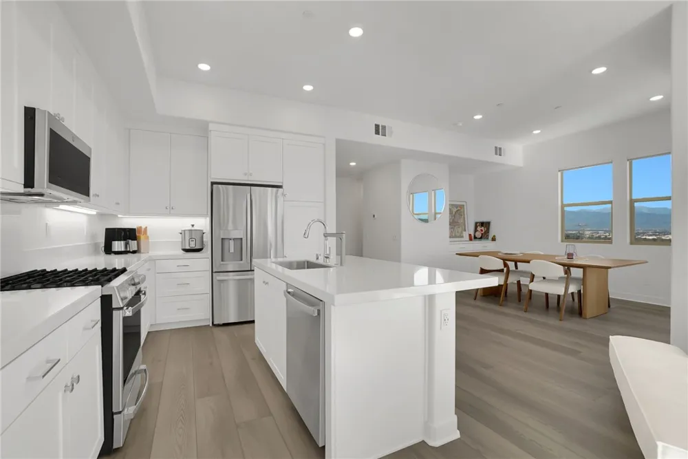 1958 Hollyleaf Terrace Montebello, CA 90640