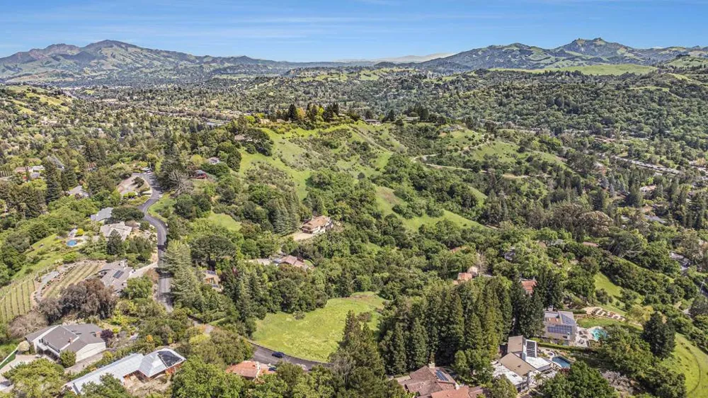 3933 Quail Ridge Rd Lafayette, CA 94549