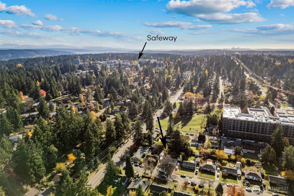 190 XX 10th  (Assemblage) Avenue NE Shoreline, WA 98155