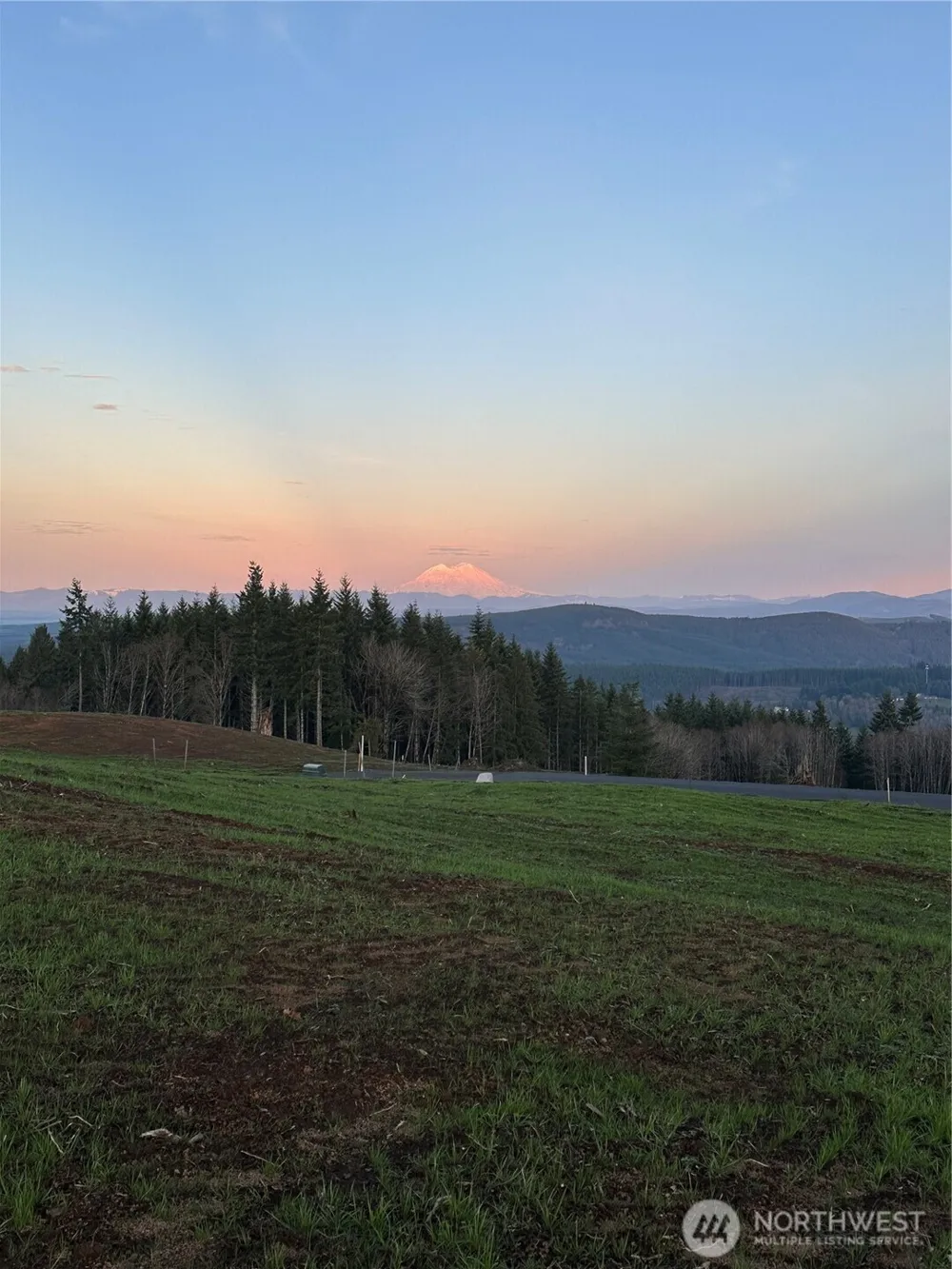 216 Suncrest Drive Castle Rock, WA 98611