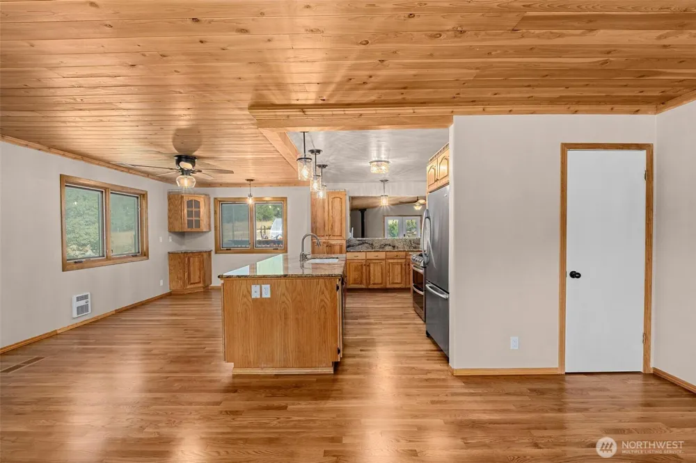 1381 Little Twin Lakes Road Colville, WA 99114
