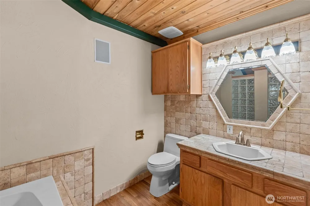 1381 Little Twin Lakes Road Colville, WA 99114