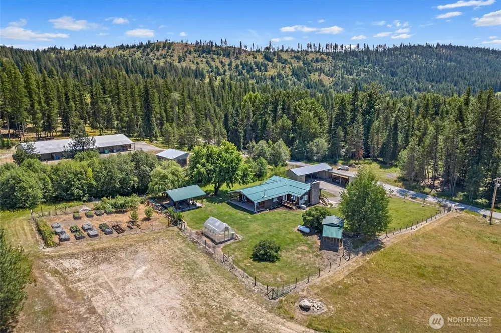 1381 Little Twin Lakes Road Colville, WA 99114