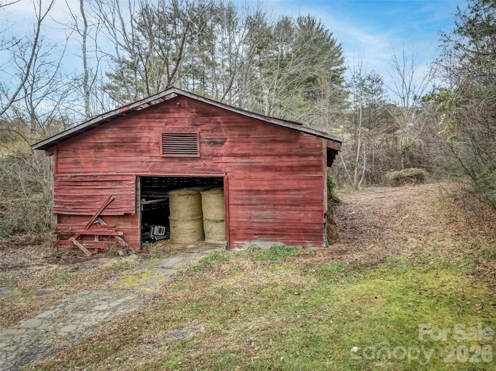 896 Newfound Road Leicester, NC 28748