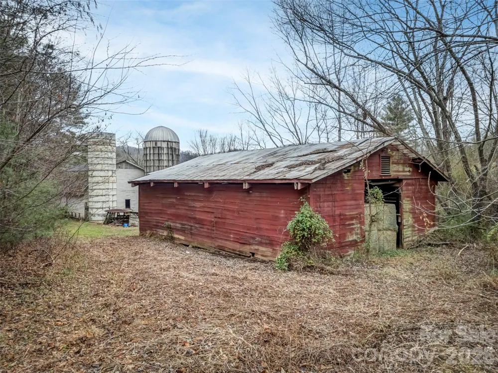 896 Newfound Road Leicester, NC 28748