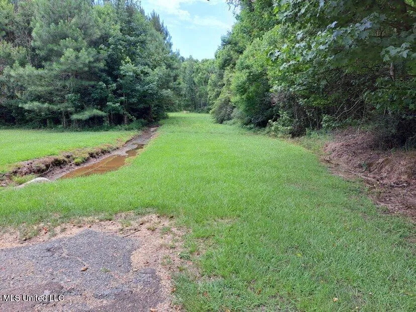 000 Colonial Drive Magee, MS 39111