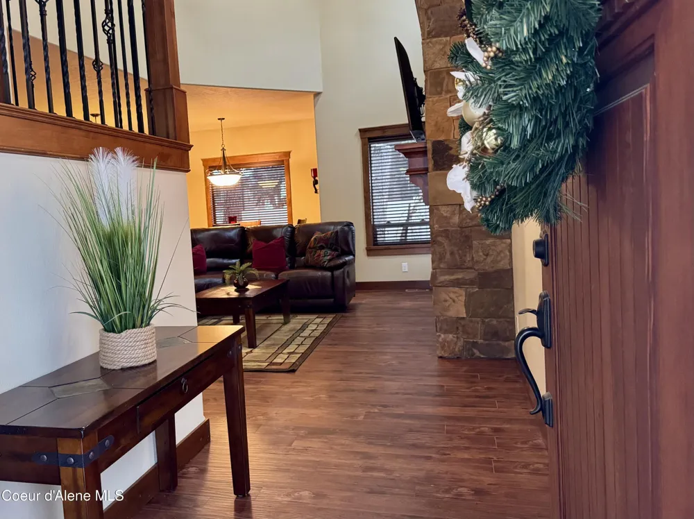 9157 Piper Court Hayden, ID 83835