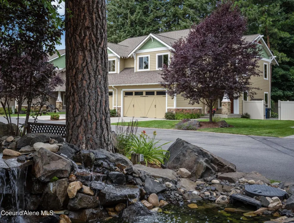 9157 Piper Court Hayden, ID 83835