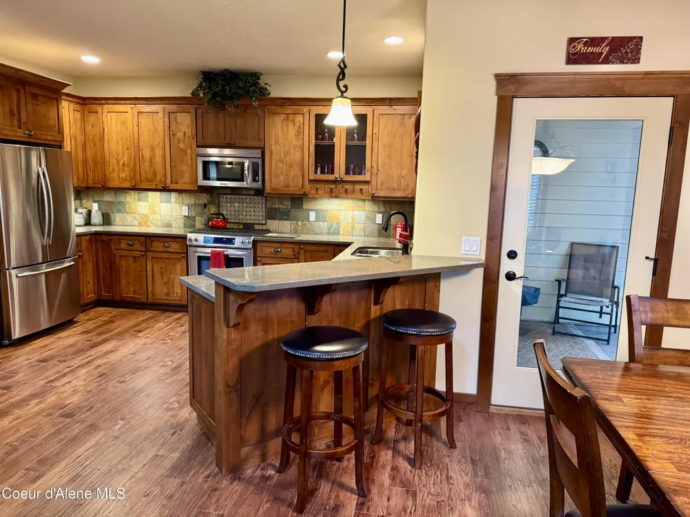 9157 Piper Court Hayden, ID 83835